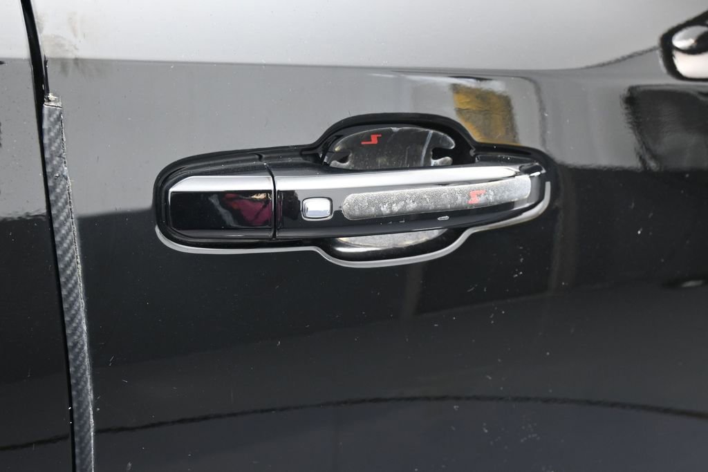 Used 2023 Chevrolet Silverado 1500 LT RWD image 40