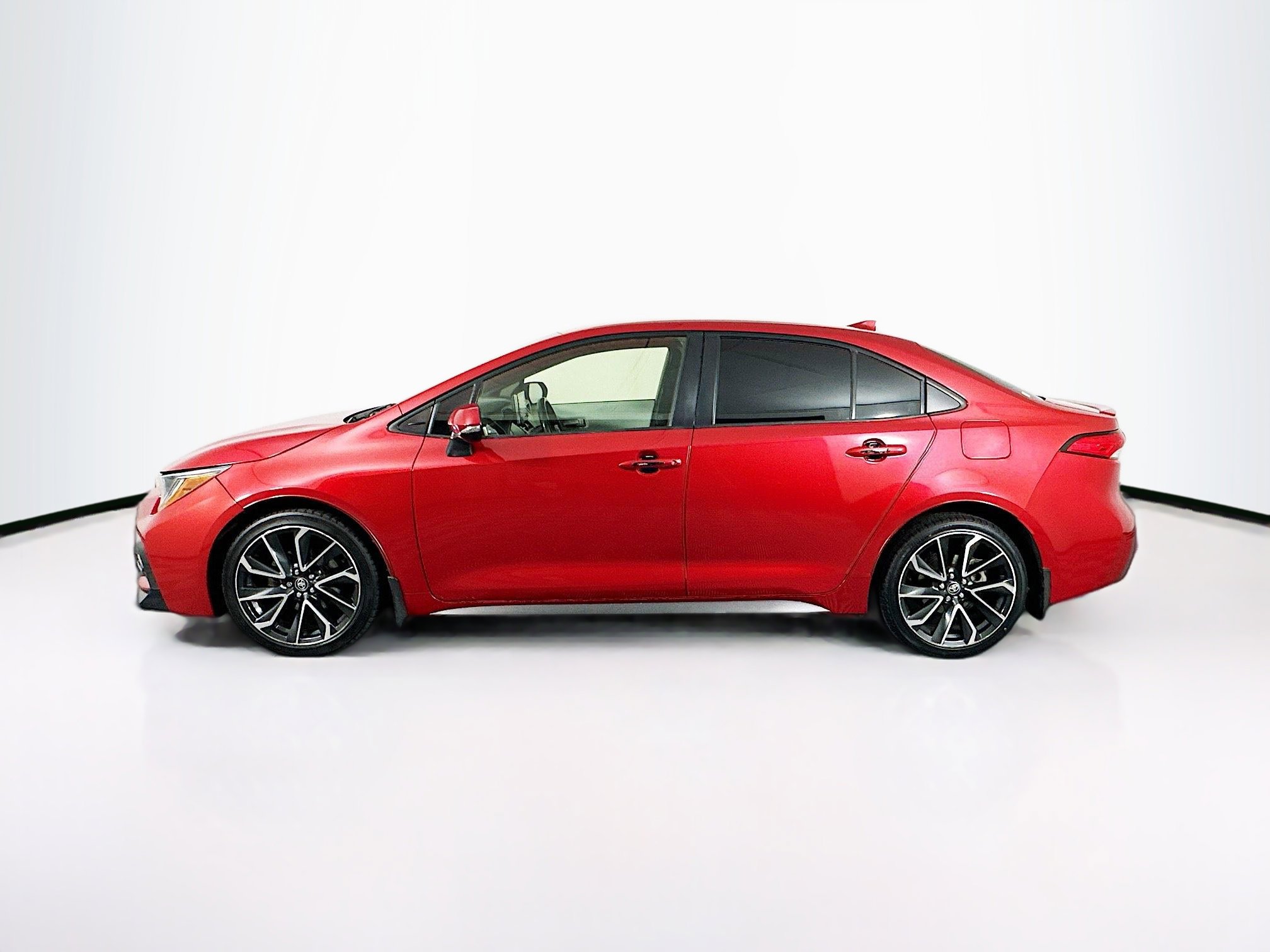 Used 2021 Toyota Corolla SE image 4