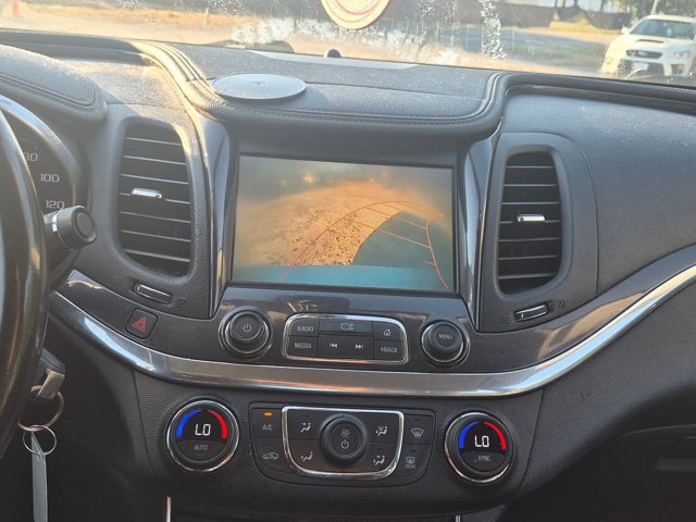 Used 2016 Chevrolet Impala LT w/ Convenience Package FWD image 10