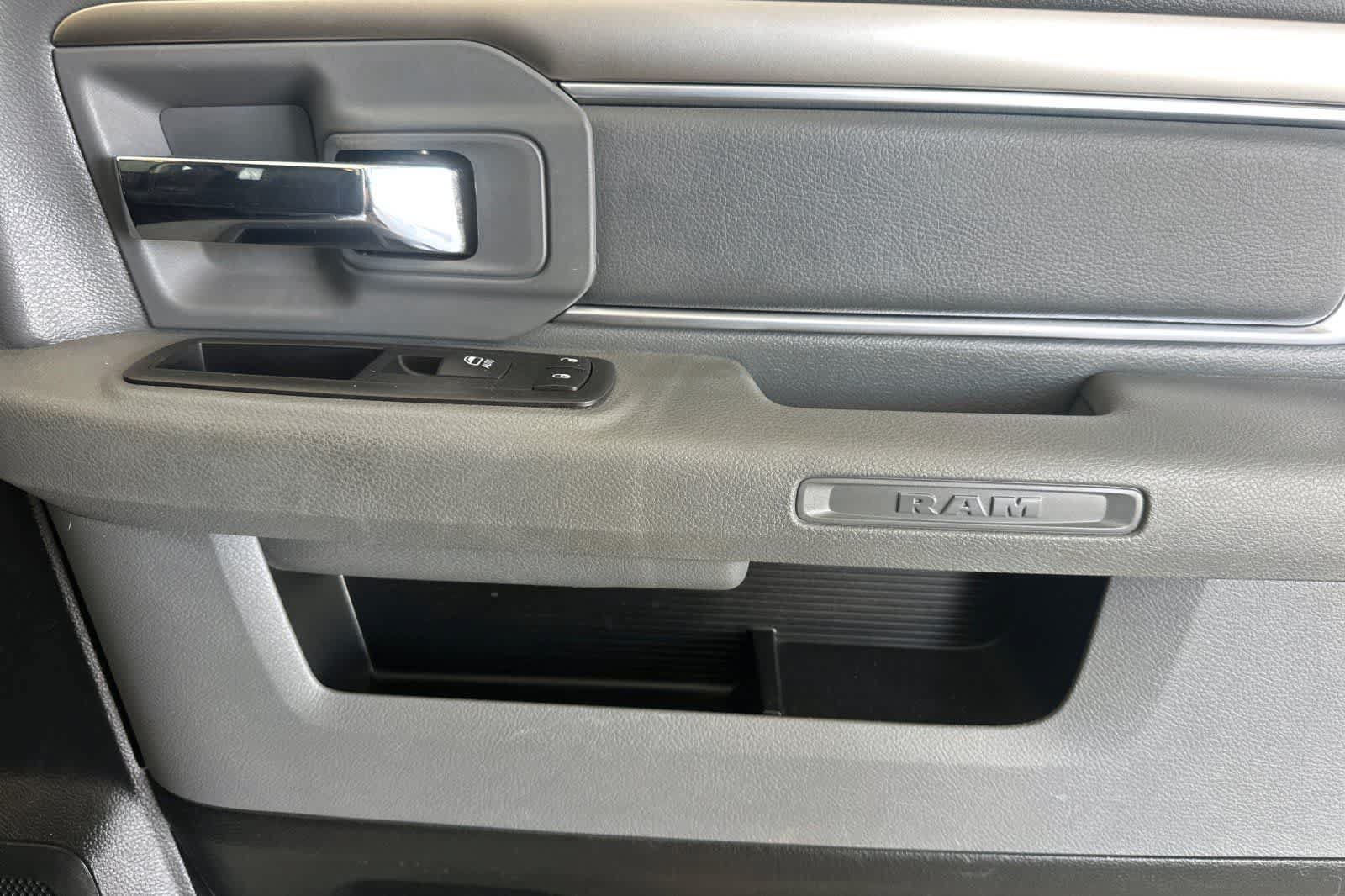 Used 2019 RAM 1500 Warlock w/ Electronics Group AWD/4WD image 18