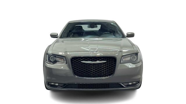 Used 2019 Chrysler 300 S RWD image 6