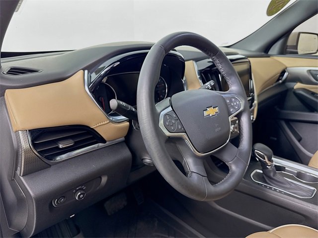 Used 2023 Chevrolet Traverse Premier image 9