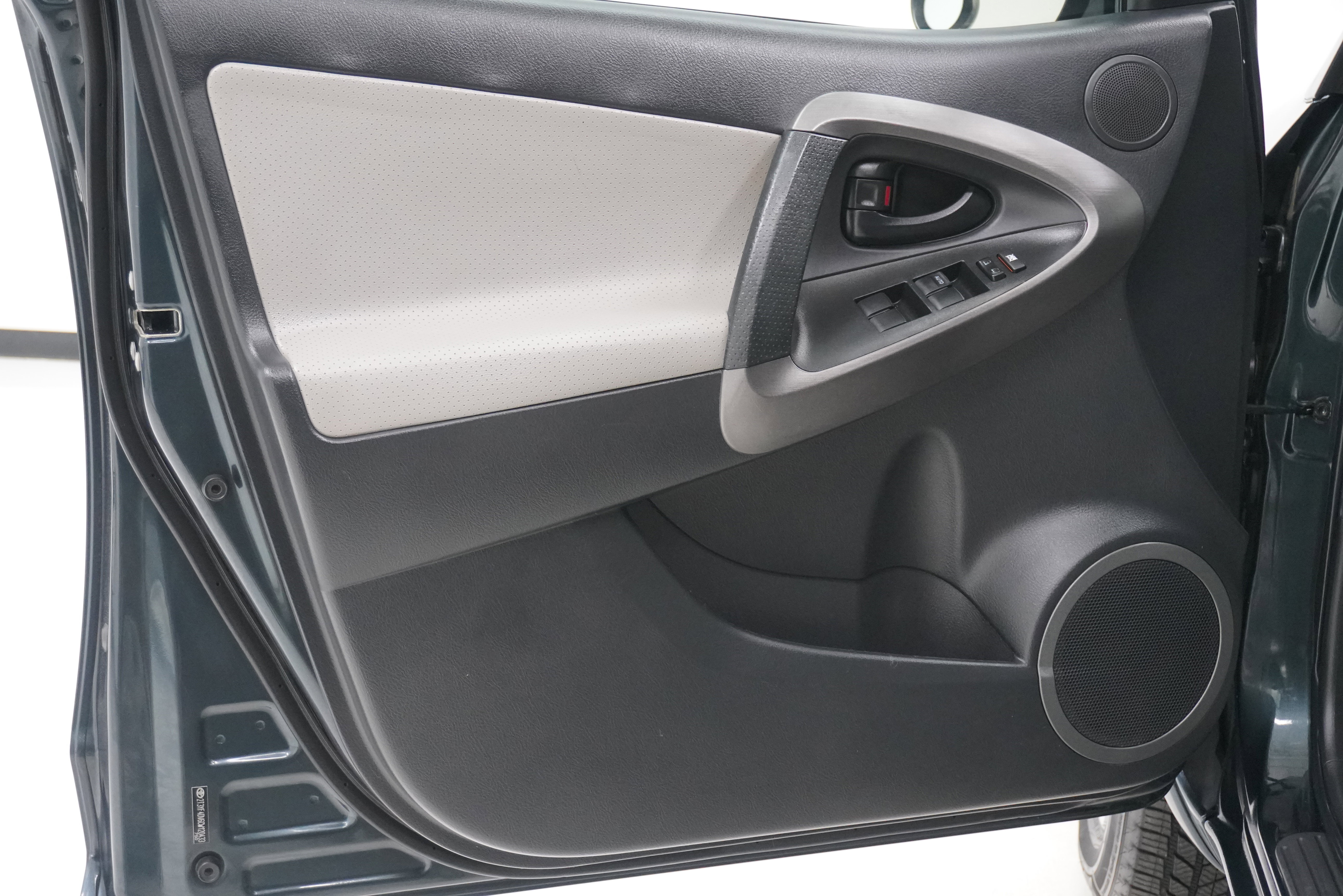 Used 2012 Toyota RAV4 Limited w/ Premium Plus Value Pkg image 14