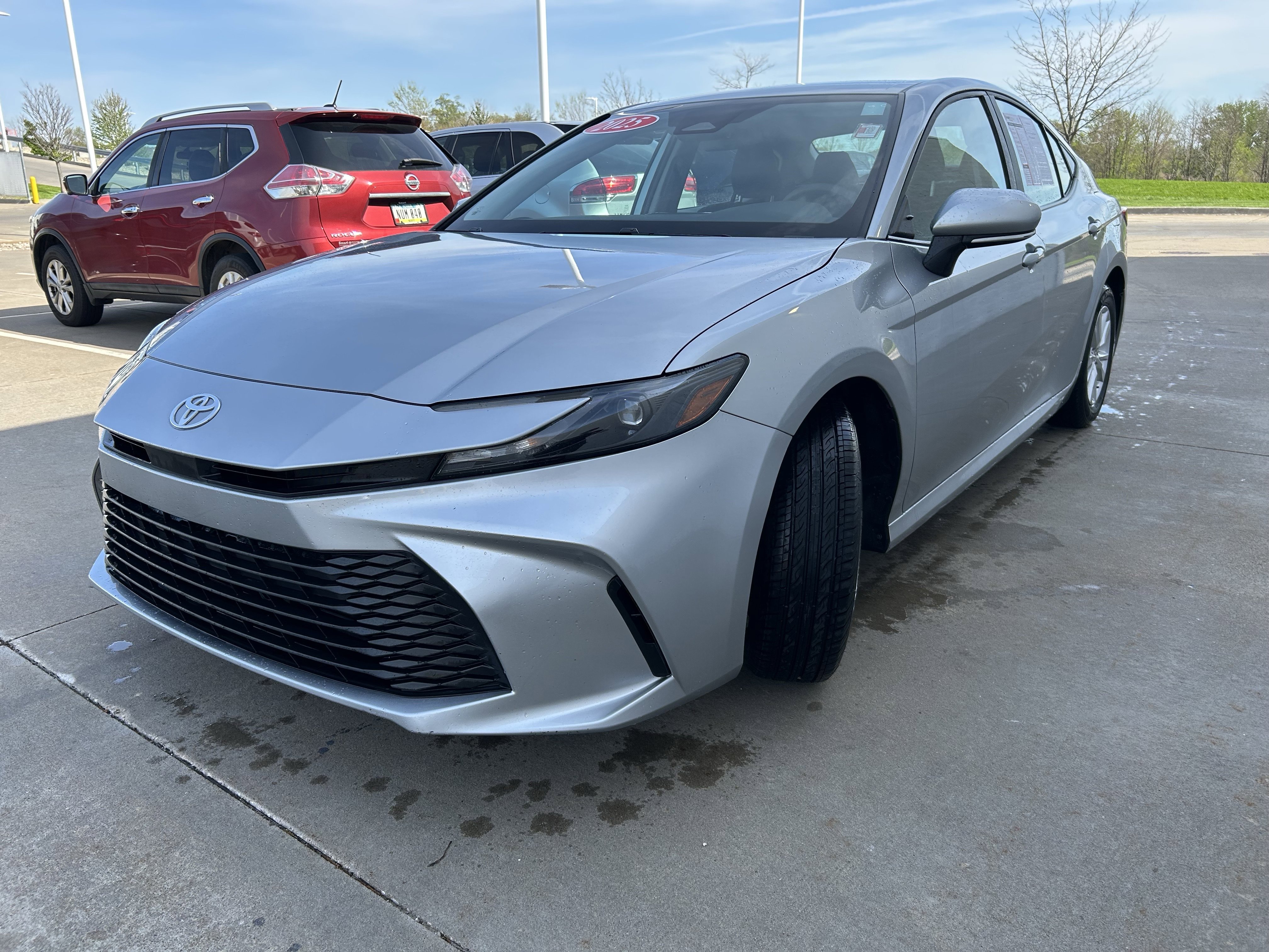 Certified 2025 Toyota Camry LE FWD image 3