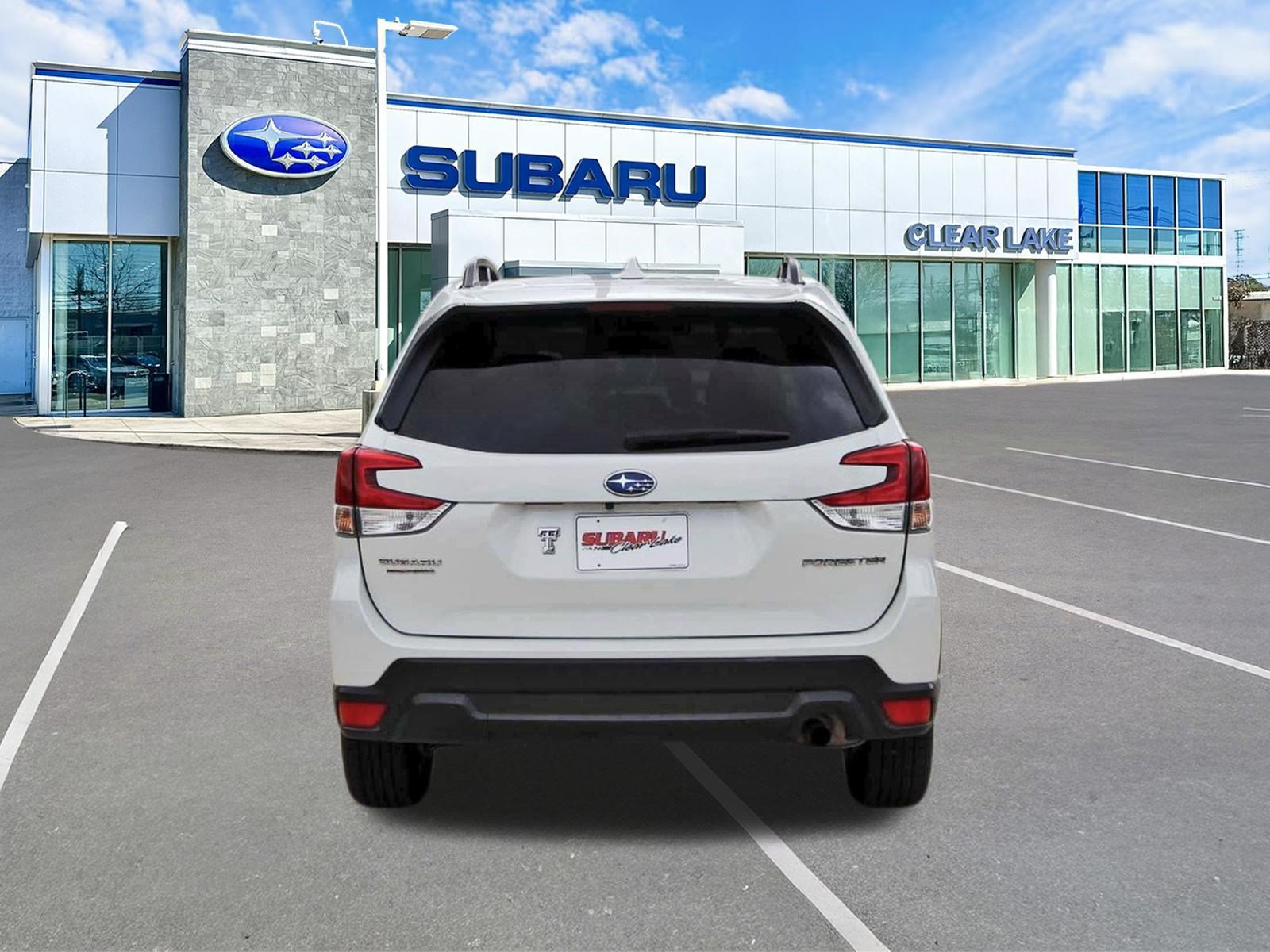 Used 2021 Subaru Forester Premium AWD/4WD image 5