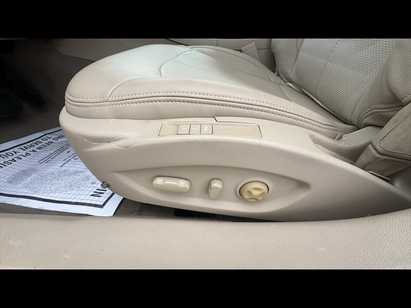 Used 2010 Buick LaCrosse CXL w/ Luxury Package AWD/4WD image 14