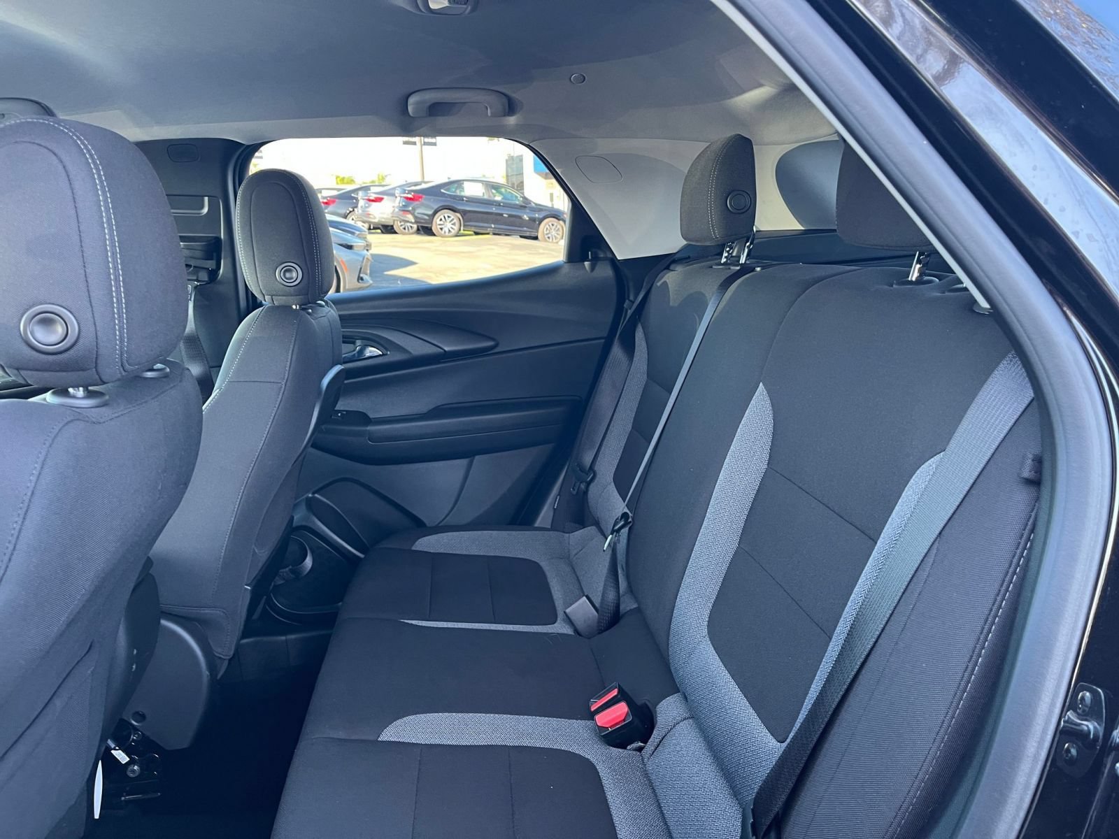Used 2025 Chevrolet TrailBlazer LT AWD/4WD image 27