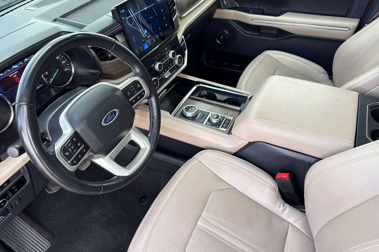 Used 2024 Ford Expedition Max Limited AWD/4WD image 7
