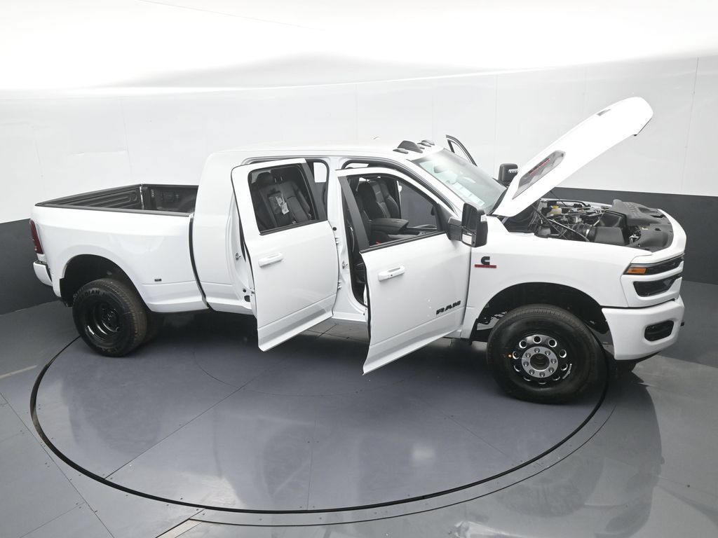 New 2026 RAM 3500 Laramie w/ Night Edition AWD/4WD image 62