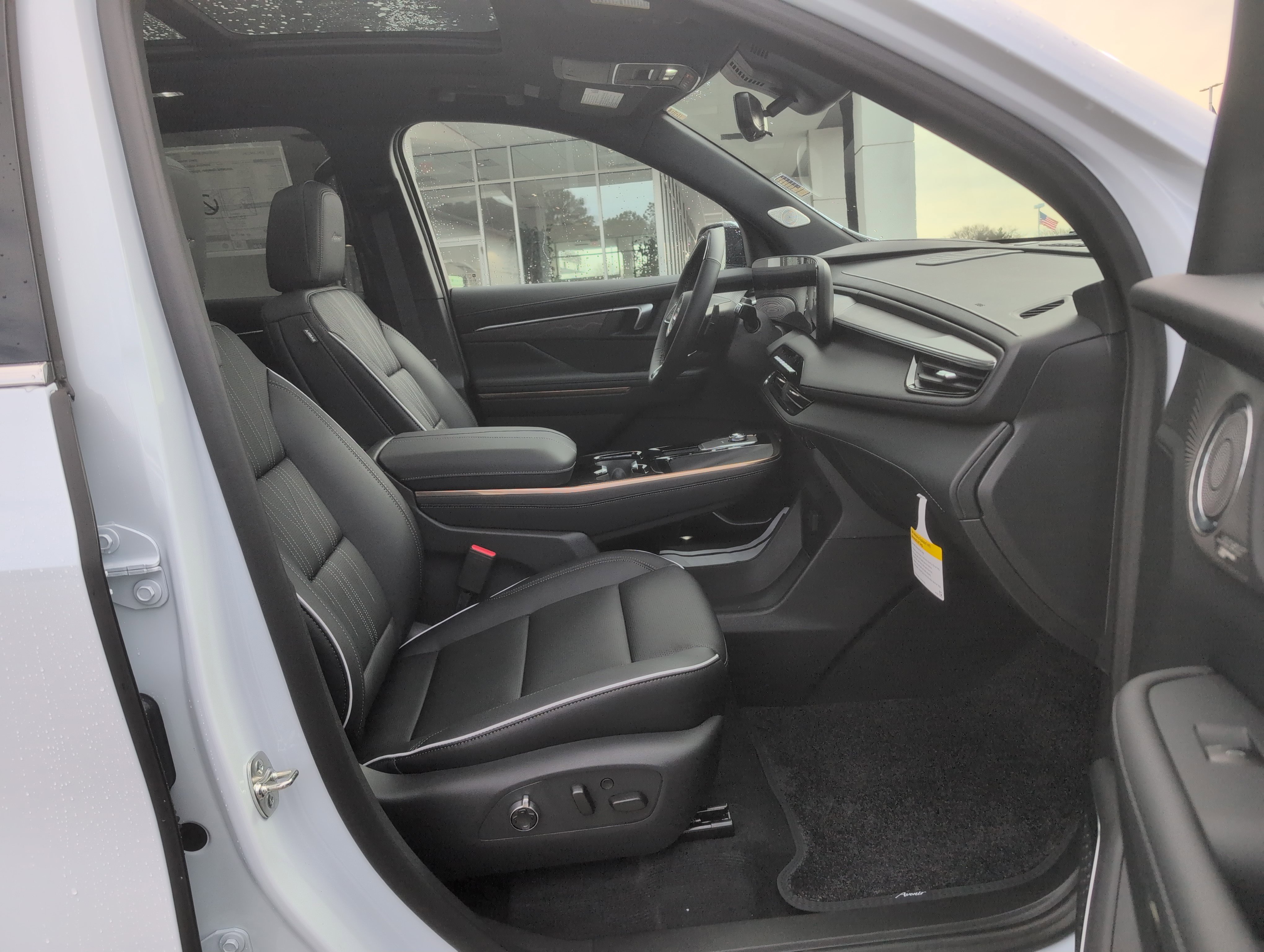 New 2026 Buick Enclave Avenir w/ Super Cruise Package image 37