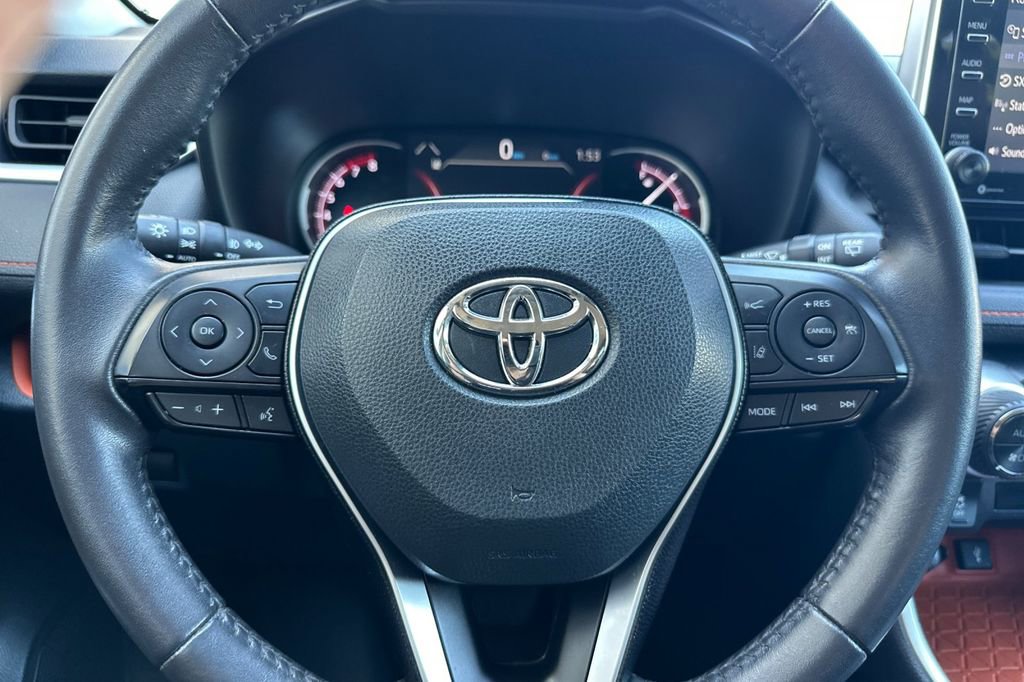 Used 2020 Toyota RAV4 Adventure image 24