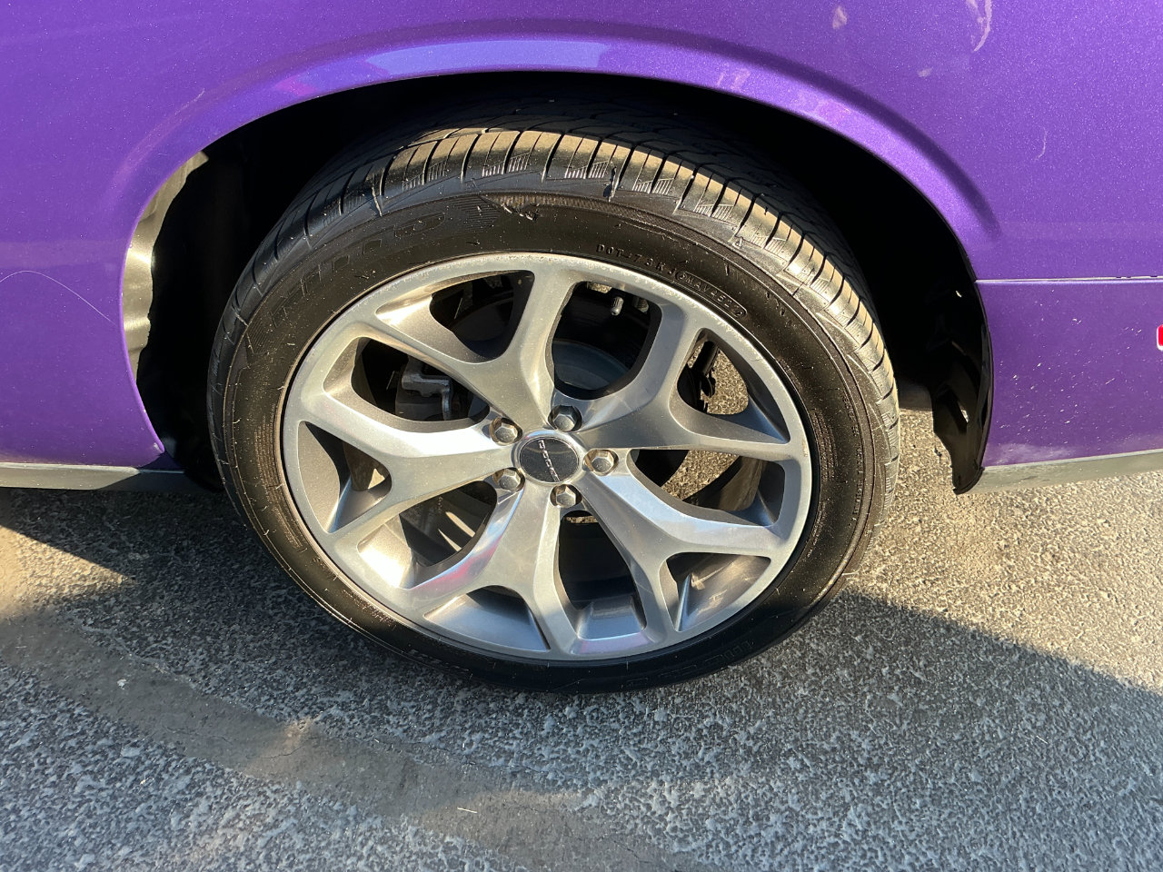 Used 2016 Dodge Challenger SXT Plus image 6