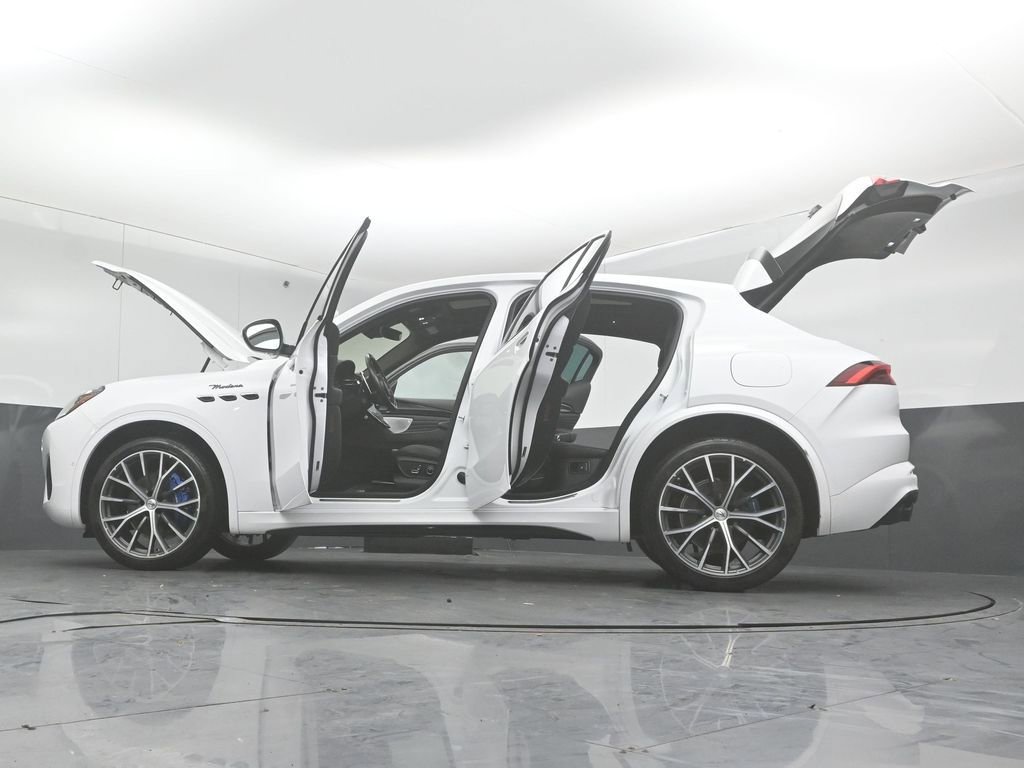 Used 2023 Maserati Grecale Modena image 46