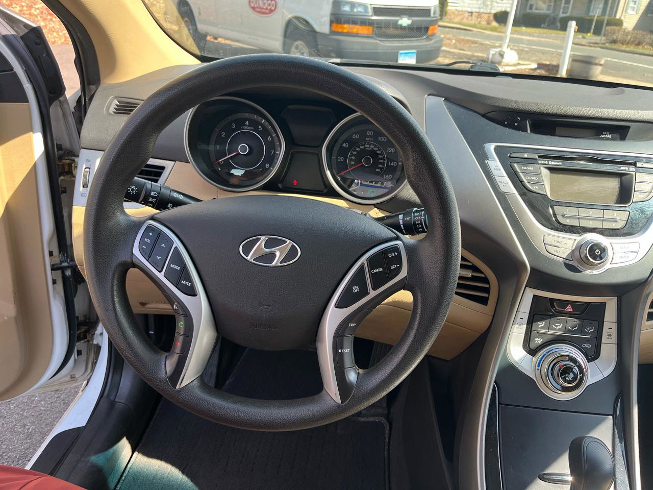 Used 2012 Hyundai Elantra GLS w/ Preferred Pkg 3 image 12