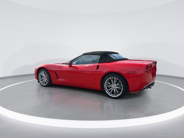 Used 2011 Chevrolet Corvette Convertible w/ 1LT image 2
