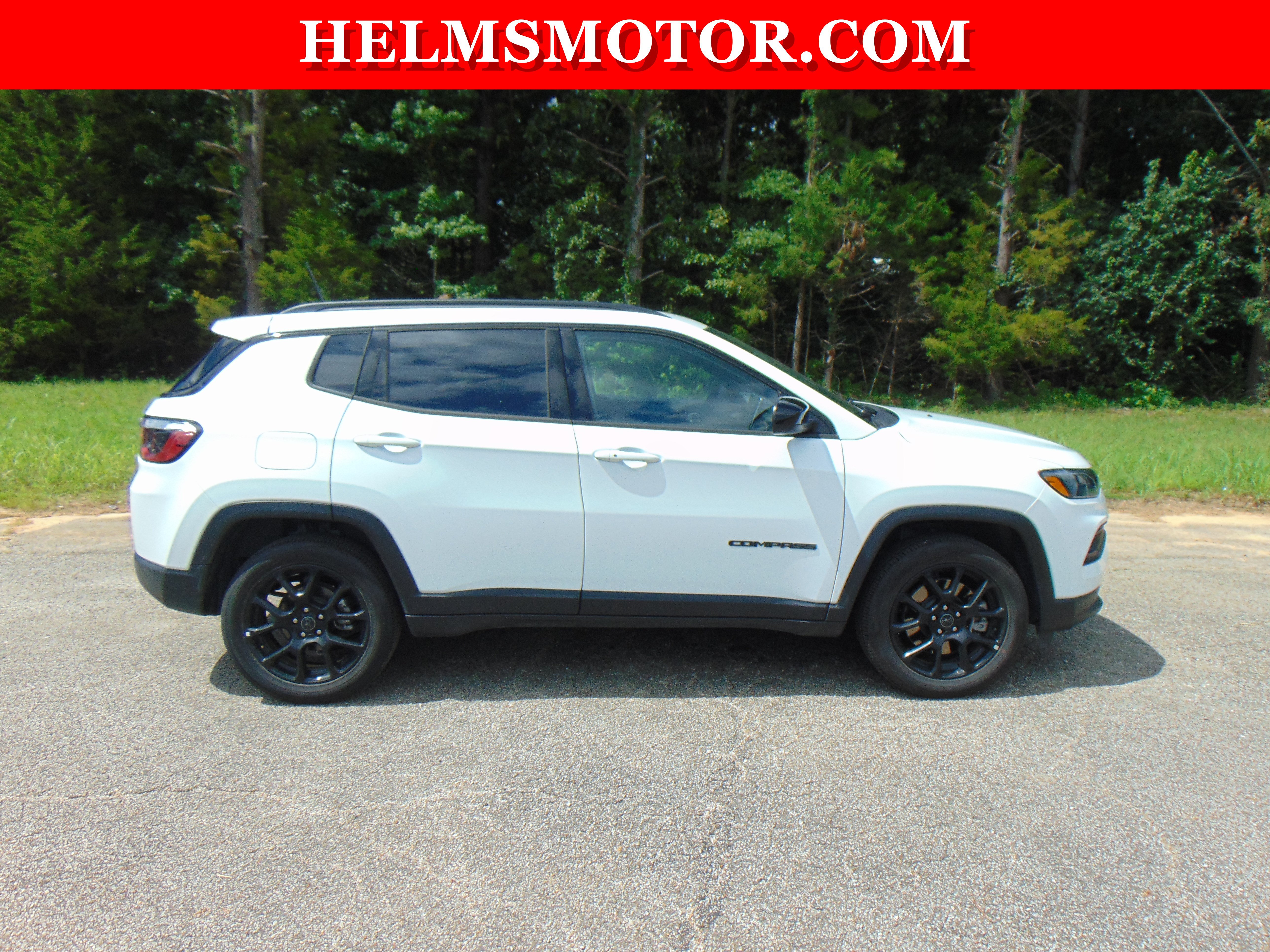 Certified 2025 Jeep Compass Latitude w/ Convenience Group AWD/4WD image 13