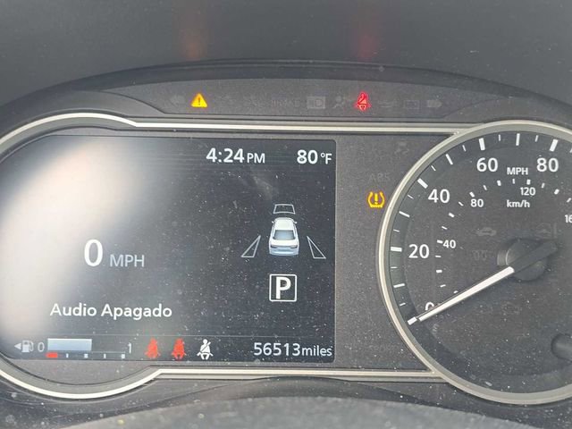 Used 2022 Nissan Versa SV FWD image 13