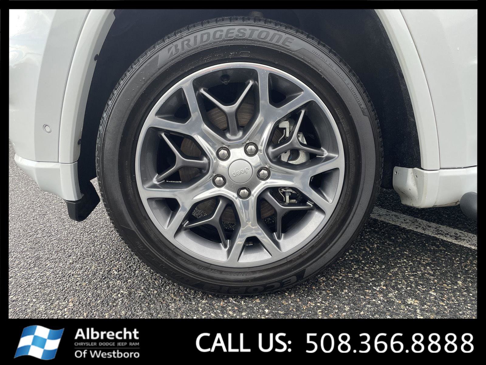 Used 2021 Jeep Grand Cherokee Overland image 33