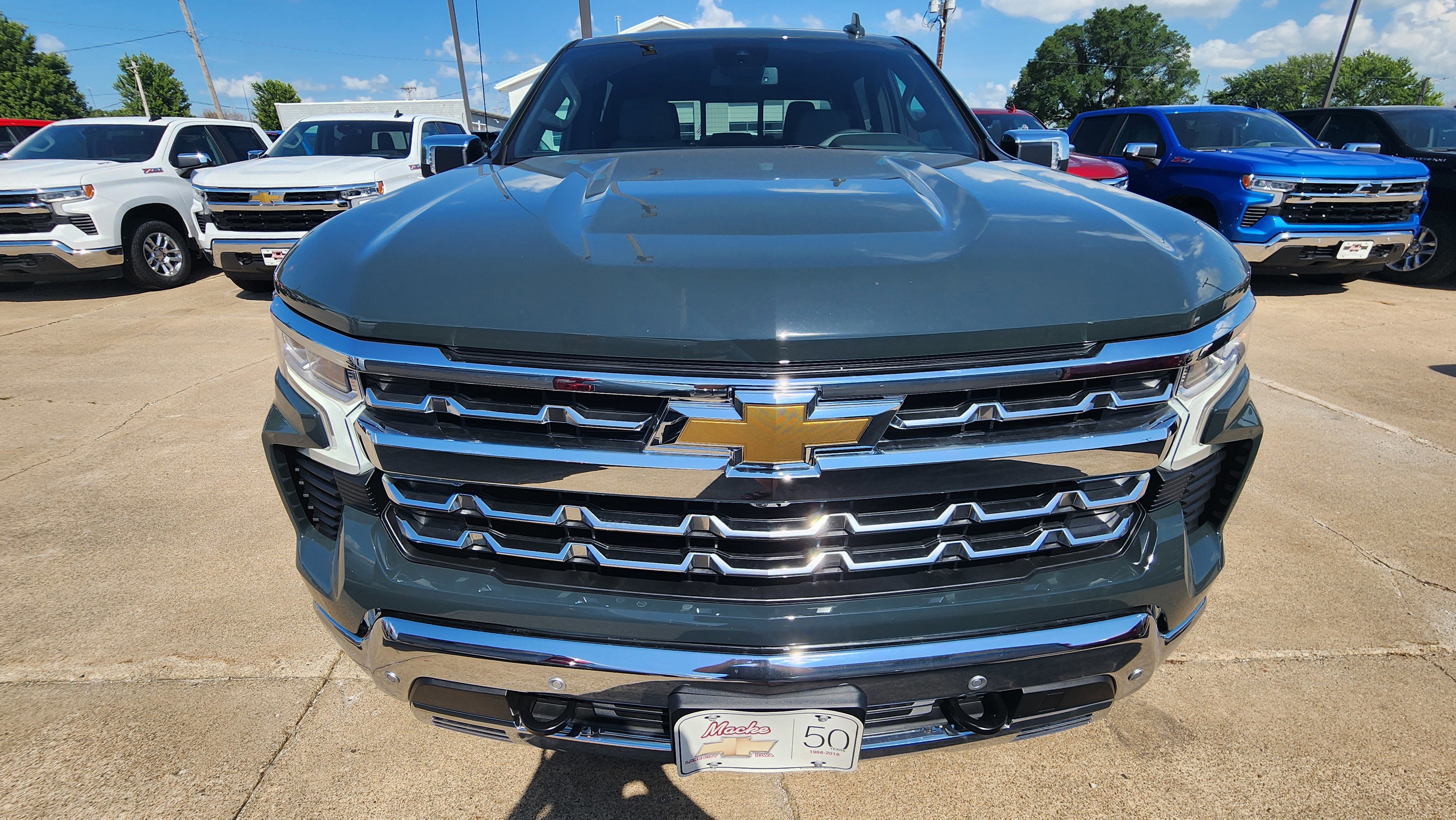 New 2025 Chevrolet Silverado 1500 LTZ w/ Z71 Off-Road Package image 2