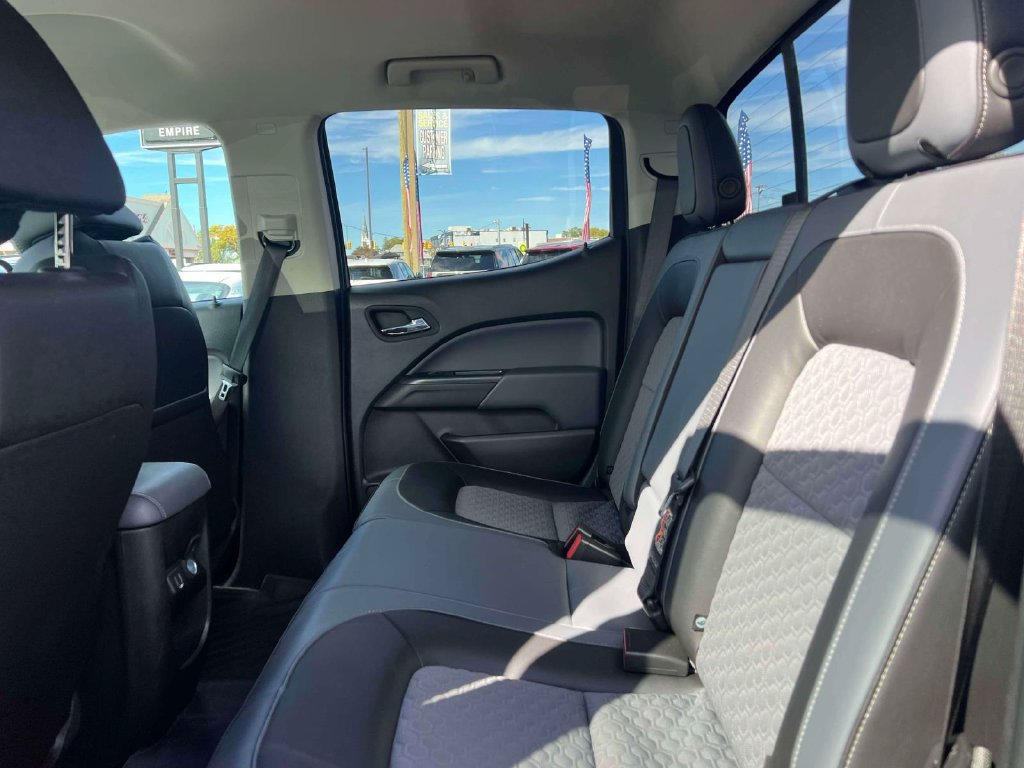 Used 2022 Chevrolet Colorado Z71 AWD/4WD image 13
