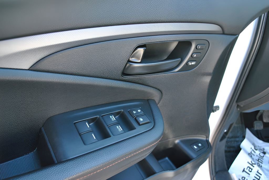 Certified 2023 Honda Passport TrailSport image 32