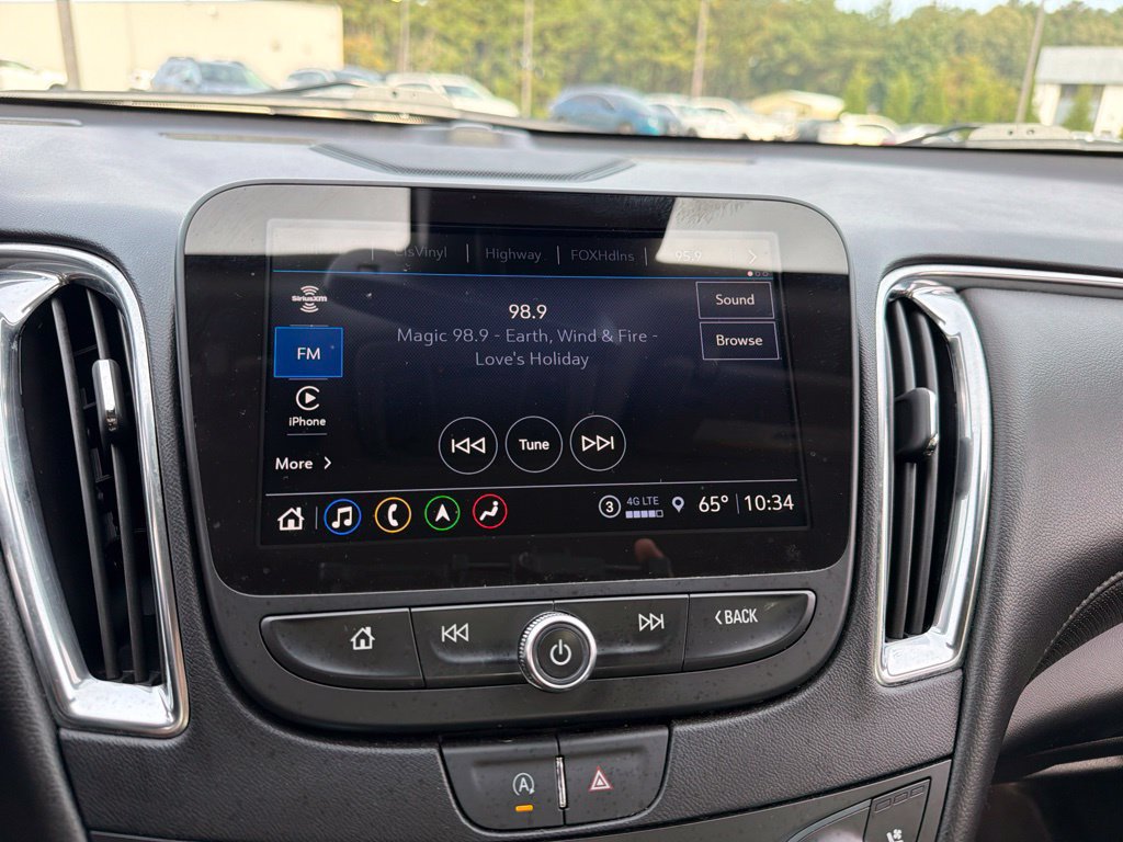 Used 2024 Chevrolet Malibu LT FWD image 10