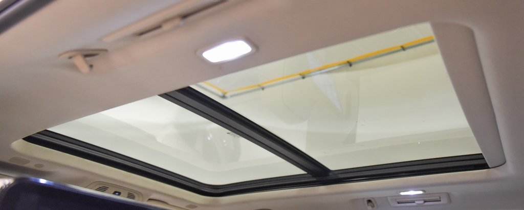 Used 2021 GMC Yukon Denali w/ Denali Ultimate Package image 36