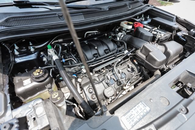 Used 2019 Ford Explorer XLT w/ Equipment Group 201A FWD image 43