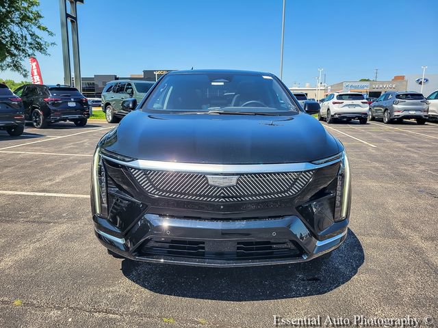 New 2026 Cadillac Optiq Luxury 1 w/ LPO, Floor Liner Package AWD/4WD image 7