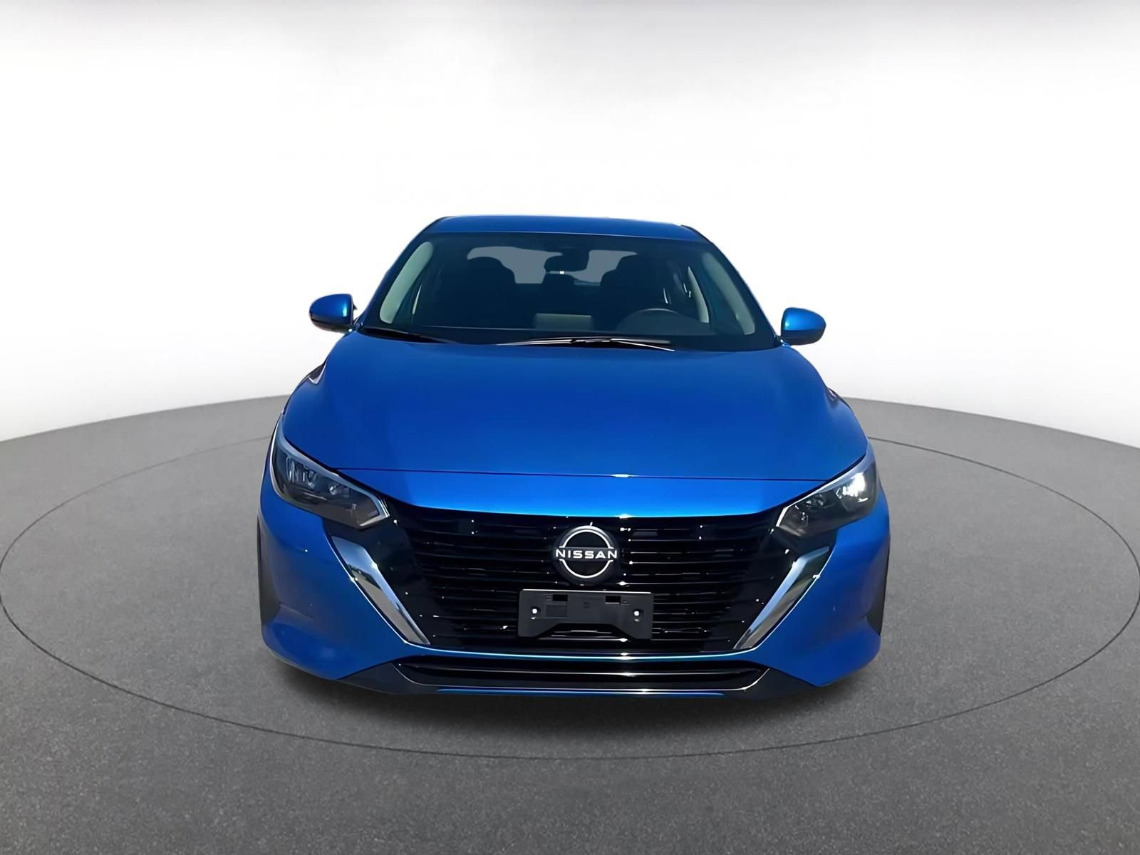 Used 2025 Nissan Sentra SV FWD image 4