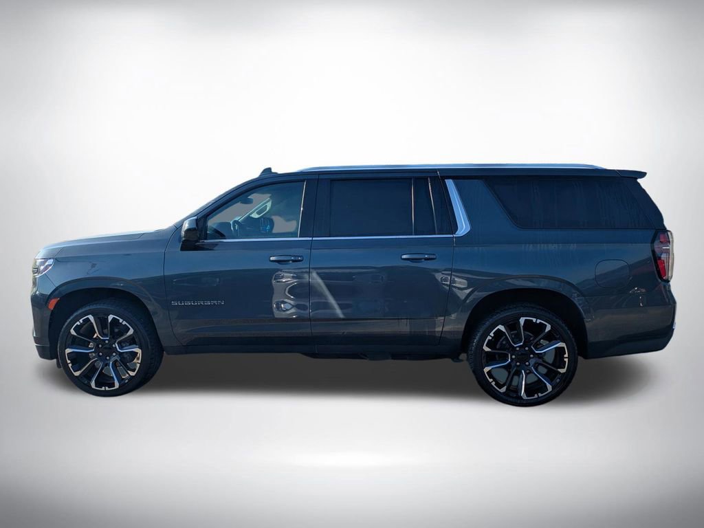 Used 2021 Chevrolet Suburban LS RWD image 6
