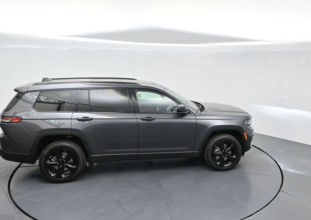 New 2025 Jeep Grand Cherokee L Limited w/ Black Appearance Package image 50