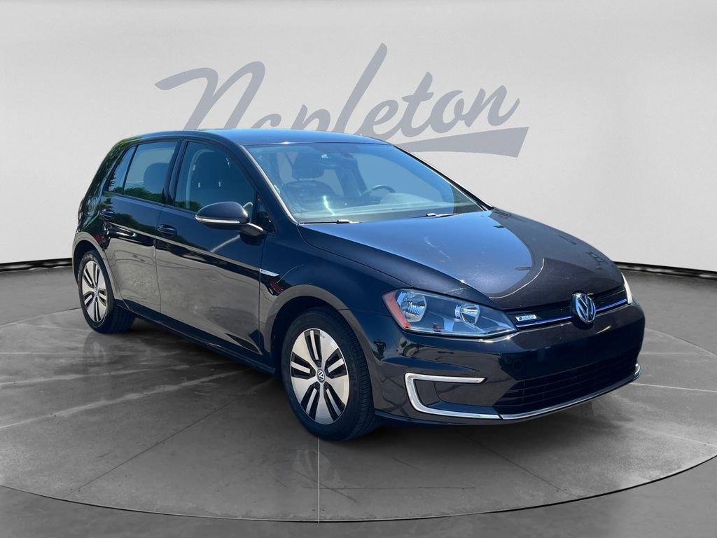 Used 2016 Volkswagen e-Golf SE w/ DC Fast Charging Package FWD image 3