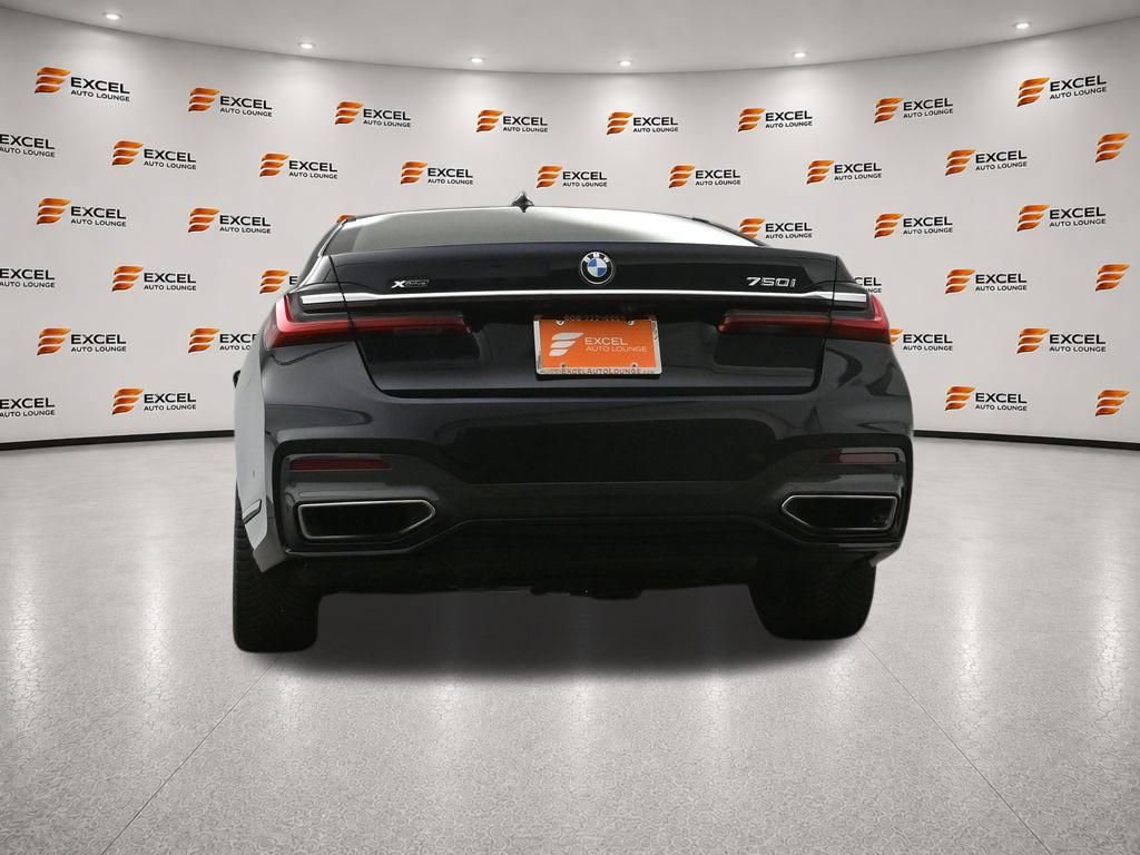 Used 2020 BMW 750i xDrive w/ M Sport Package AWD/4WD image 54