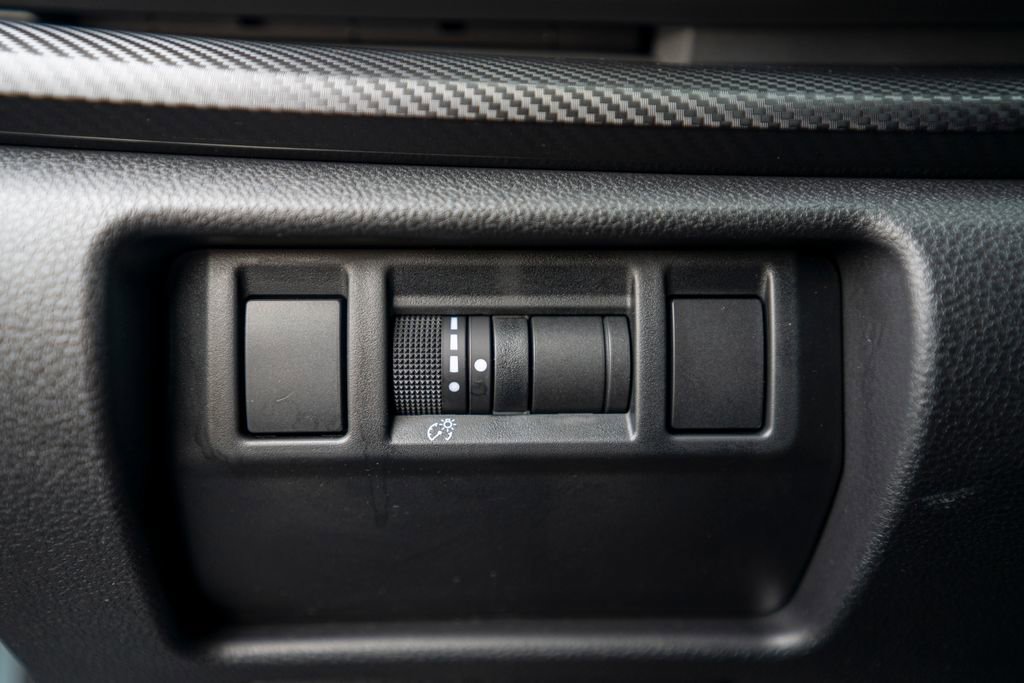 Used 2024 Subaru Crosstrek 2.0i Premium image 22