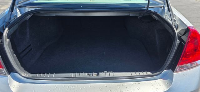 Used 2012 Chevrolet Impala LT FWD image 7