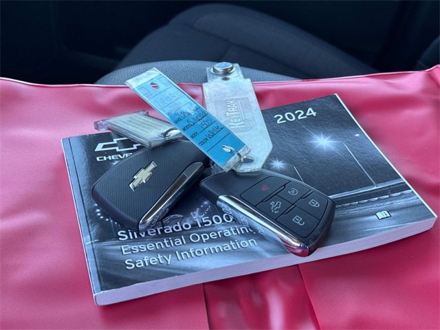 Used 2024 Chevrolet Silverado 1500 RST w/ Z71 Off-Road Package image 7