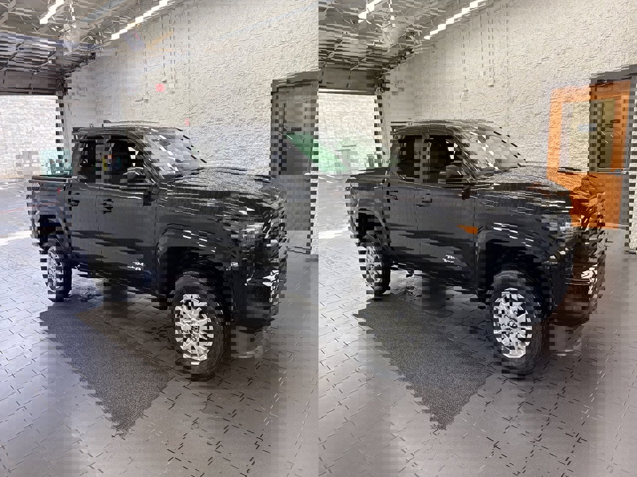 New 2025 Toyota Tacoma SR5