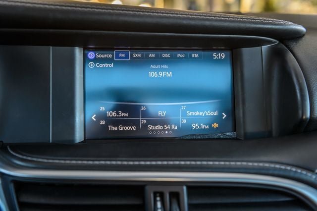 Used 2017 INFINITI QX30 Premium w/ Navigation Package FWD image 20