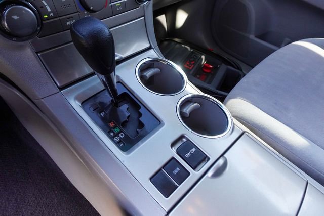 Used 2012 Toyota Highlander FWD image 17