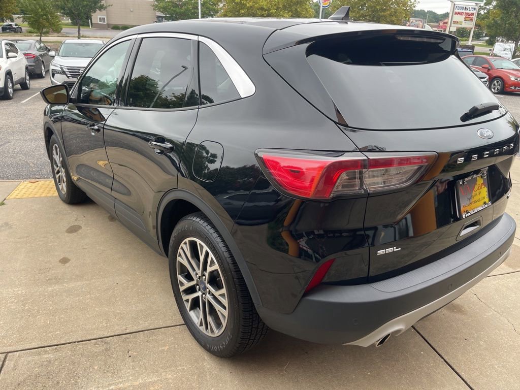 Used 2022 Ford Escape SEL w/ Technology Package FWD image 6