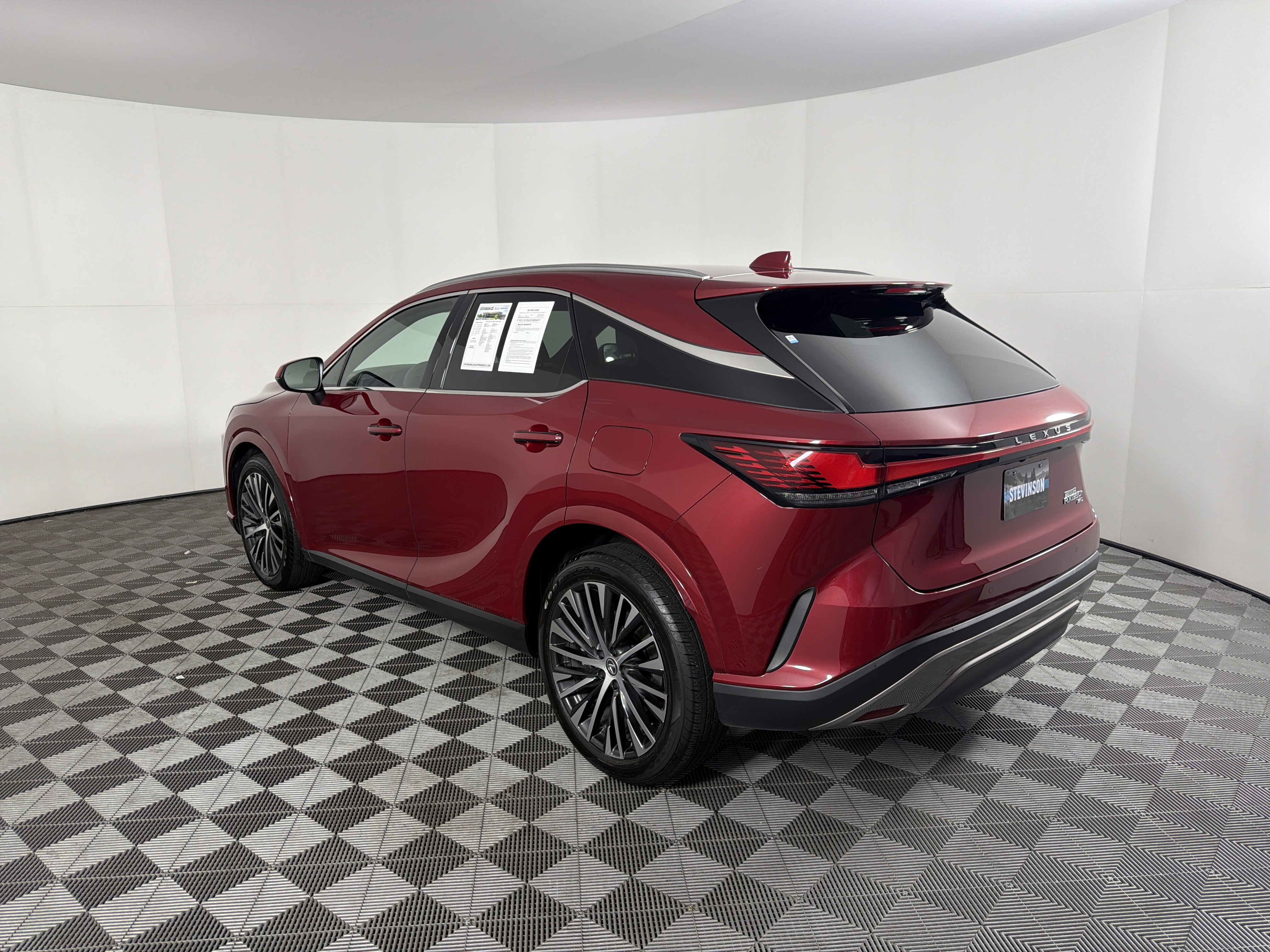 Used 2023 Lexus RX 350 w/ Cold Area Package image 17