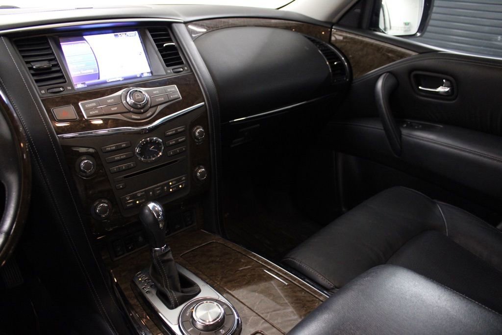 Used 2016 INFINITI QX80 4WD w/ 22" Wheel Package image 23
