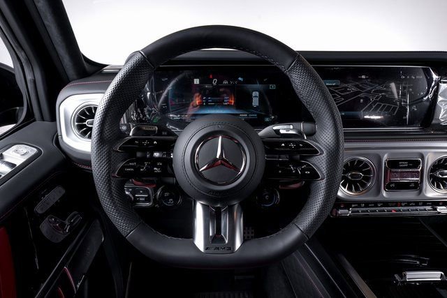 Used 2025 Mercedes-Benz G 63 AMG 4MATIC image 35