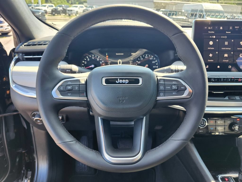Used 2023 Jeep Compass Limited AWD/4WD image 28