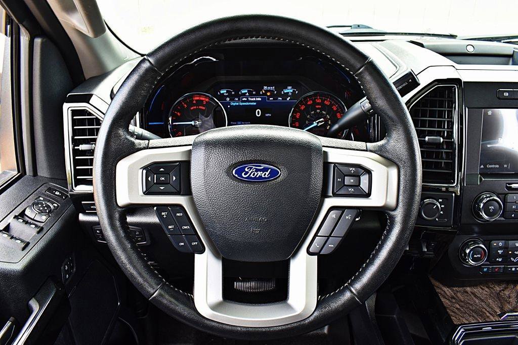 Used 2019 Ford F250 Lariat w/ Lariat Ultimate Package AWD/4WD image 29