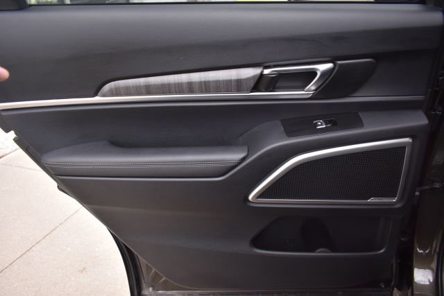 Used 2023 Kia Telluride EX X-Line image 37