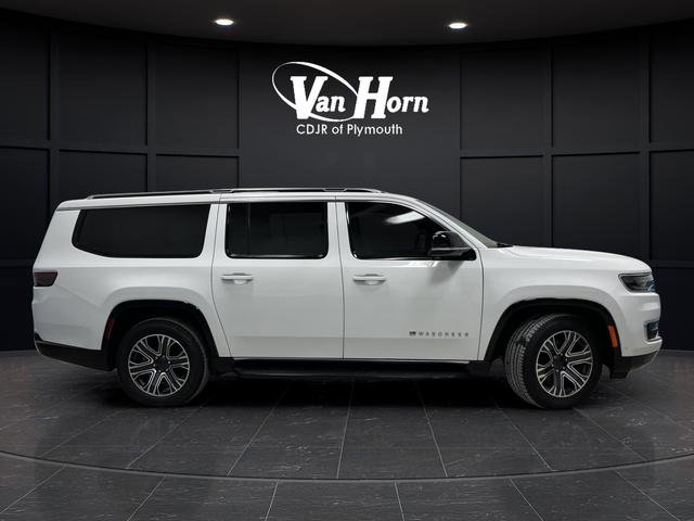 Used 2024 Jeep Wagoneer L 4WD w/ Premium Group I image 2