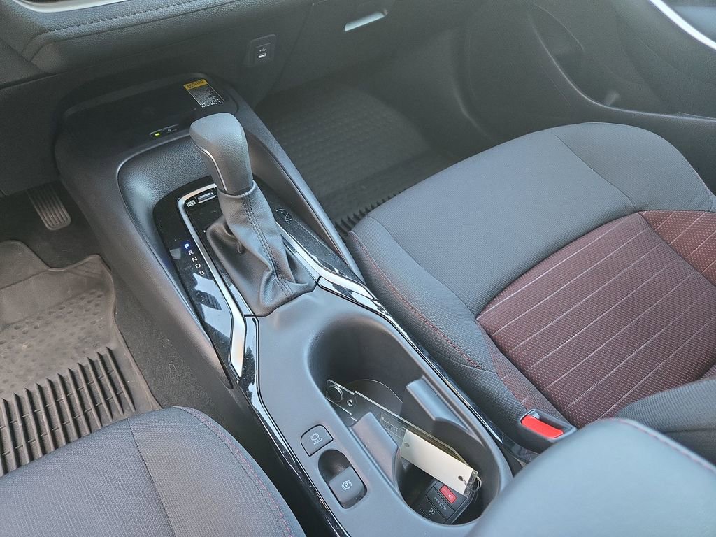 Certified 2025 Toyota Corolla SE image 29