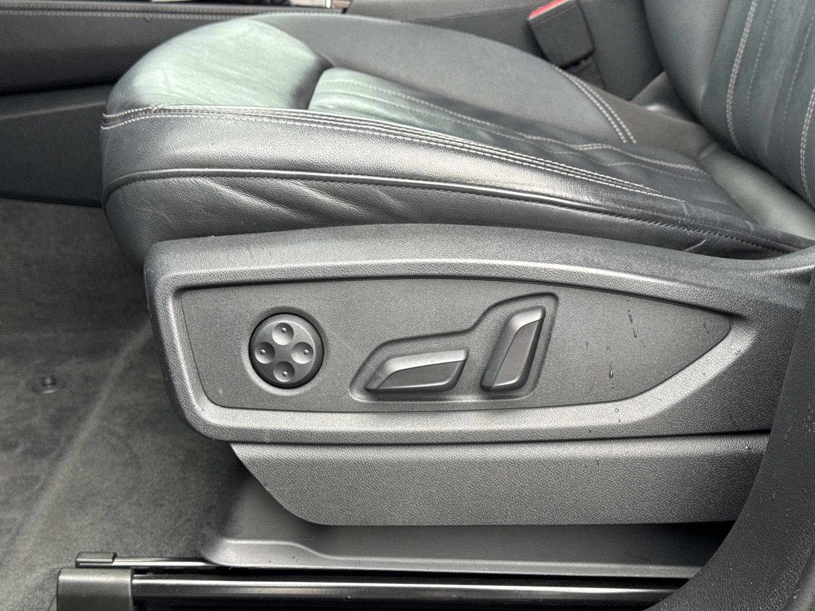 Used 2021 Audi Q5 Premium Plus w/ Premium Plus Package image 22